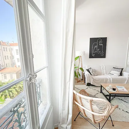 Banane, T2 Centre Ville, 400 M Des Plages Apartment Cannes